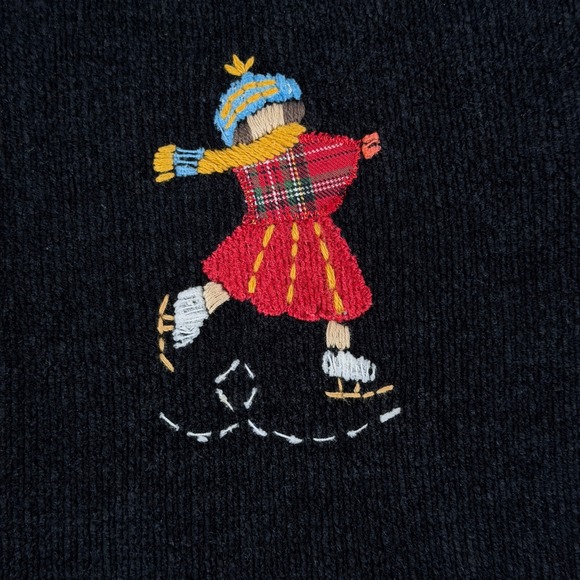 Vintage Alfred Dunner Holiday Sweater L Black Snowflake Ice Skater Sweater - Picture 9 of 13
